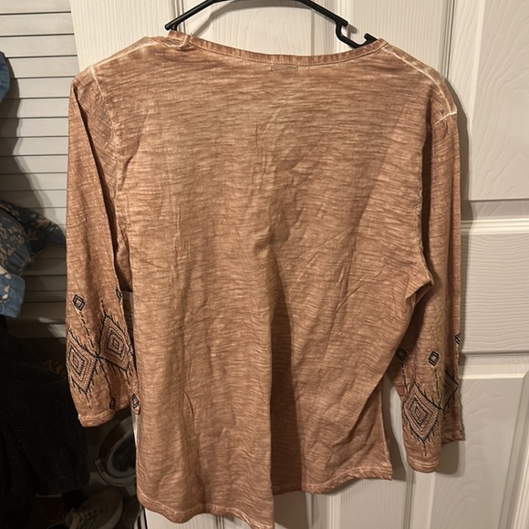 Reba mid sleeve shirt - Picture 2 of 4